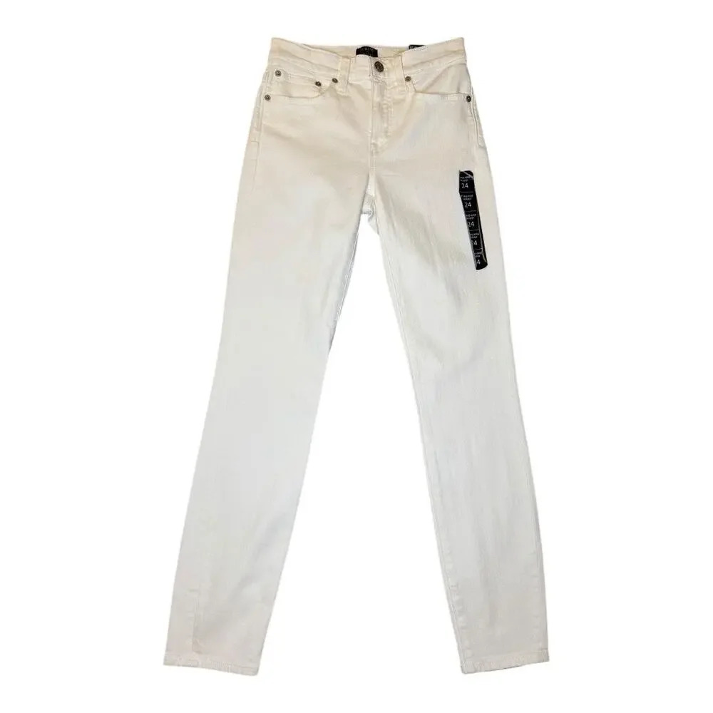 NEW J. Crew Size 0 (24) White 9" mid-rise Skinny Jean in Signature Stretch NWT